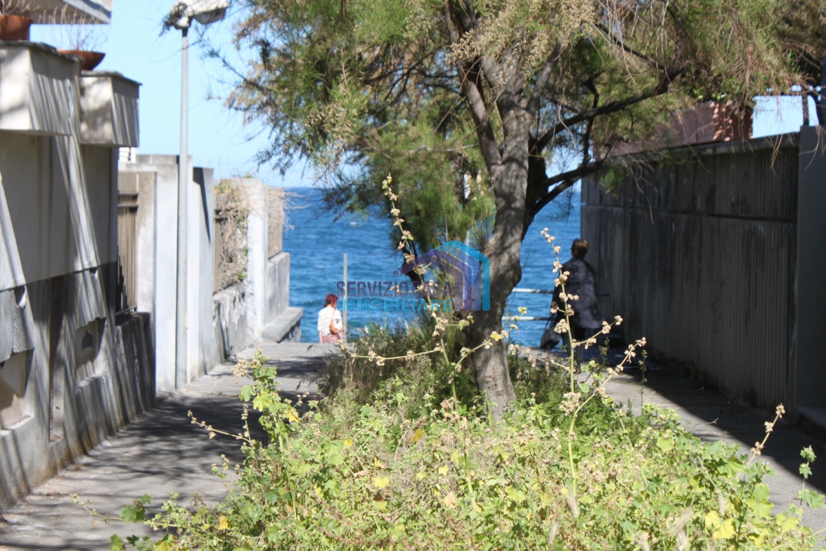  riposto vendita quart: torre archirafi servizio-casa-di-francesco-sciacca