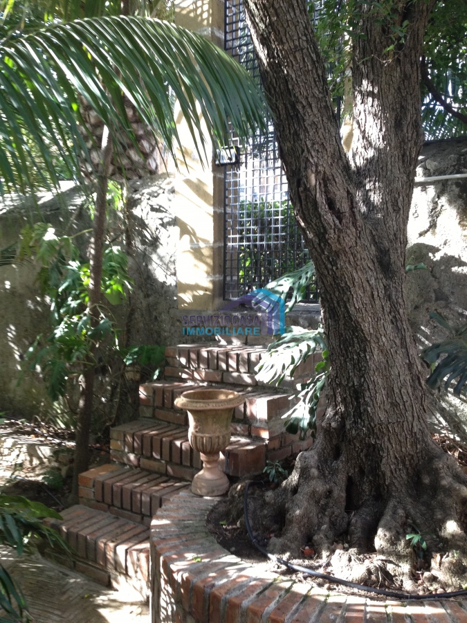 Appartamento GIARDINI-NAXOS vendita  Giardini-Naxos  Servizio Casa di Francesco Sciacca